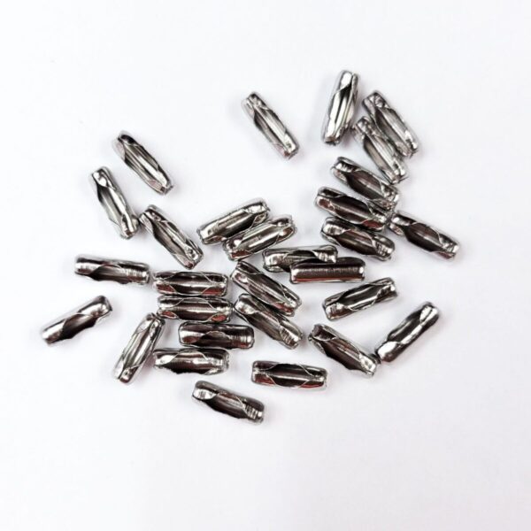 Herraje tapa cadena acero plateado – 40051