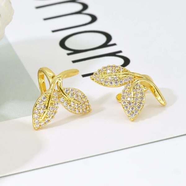 81026 - Earcuff cola de sirena por unidad