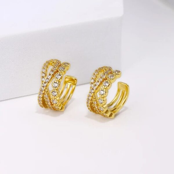 81045 - Earcuff doble circones por unidad
