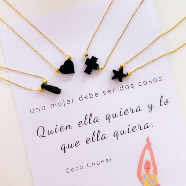 21032 - Collar azabache con balines