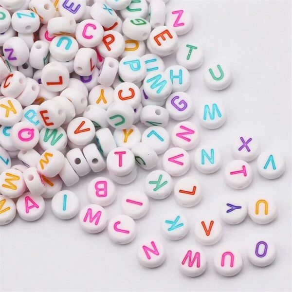 50002 - Letras blancas con colores surtidas
