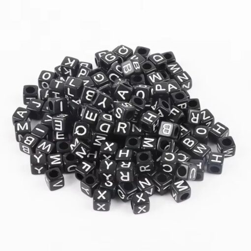 50055 - Letras acrílicas cuadradas negras surtidos