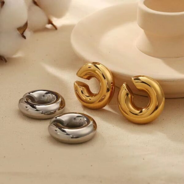 81004 - Earcuff tipo C liso Grande Plateado