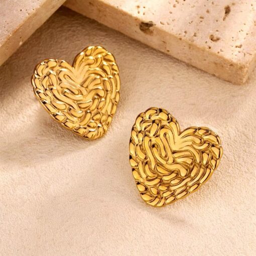 80004 - Zarcillos corazon con relieve
