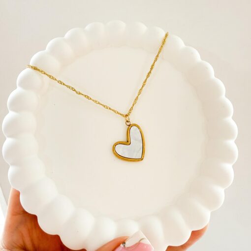 21088 - Collar dorado corazon nacar