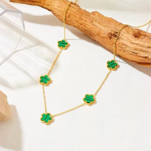 21046-3 Collar Verde Armado Van cleef