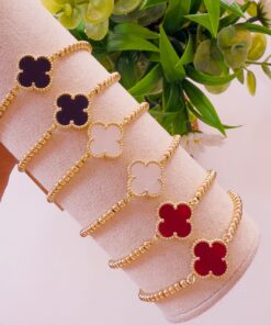 41006 - Pulsera armada dije trebol esmaltado
