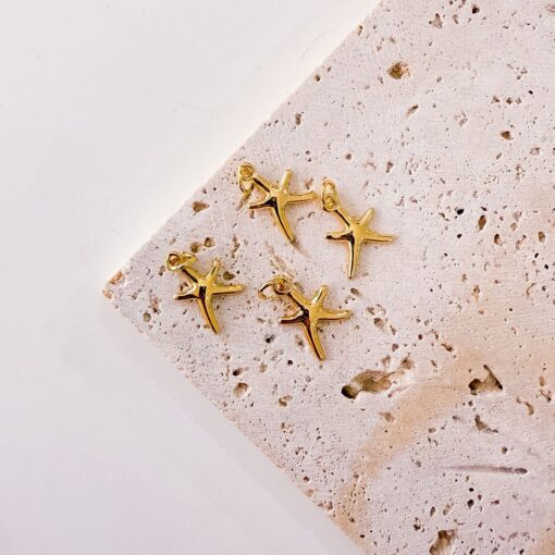 20192 -  Dije estrella de mar dorado liso