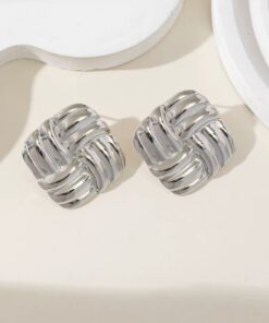 80022 - Zarcillos cuadrados con lineas plateado