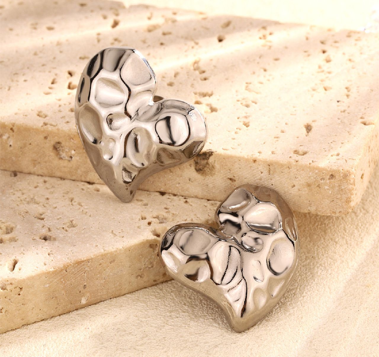 80069 - Zarcillos acero corazon abstracto plateado