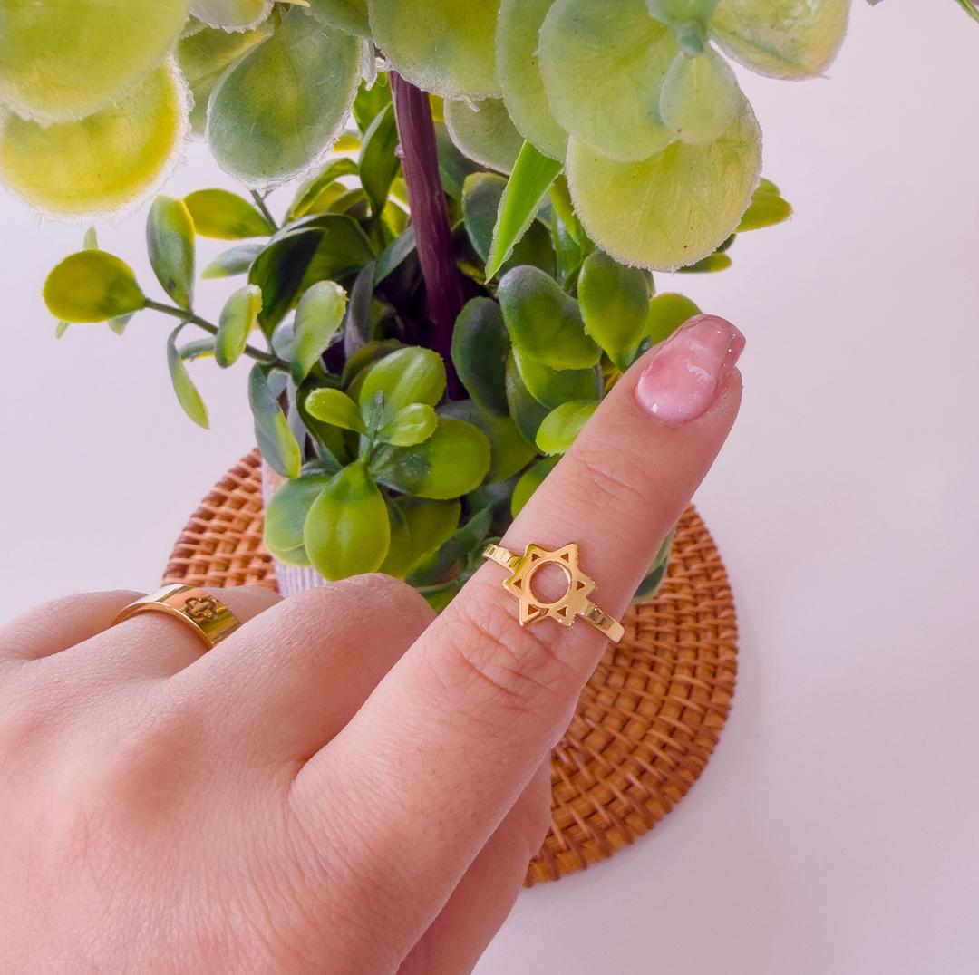 30043 - Anillos Acero dorado estrella