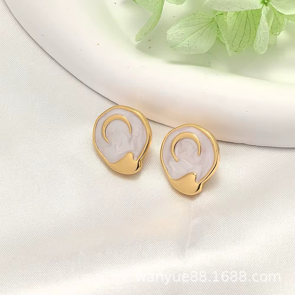 80093-1 Zarcillos esmaltado blanco