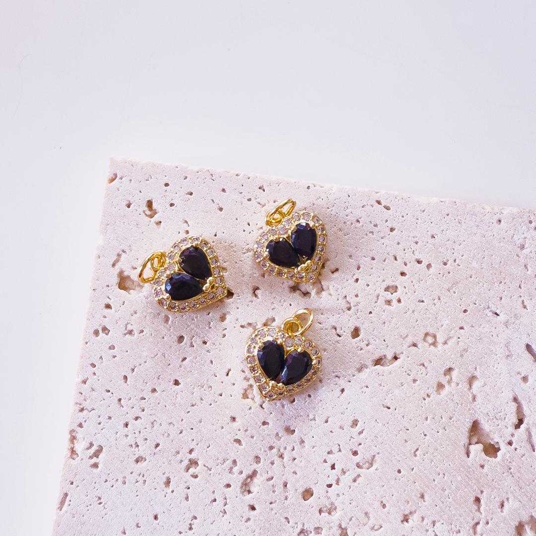 20166 - Dije corazon cubierto cristales negro