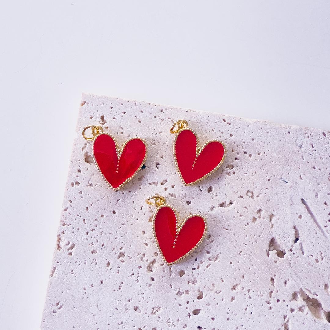 20018 - Dije corazon en V esmaltado rojo