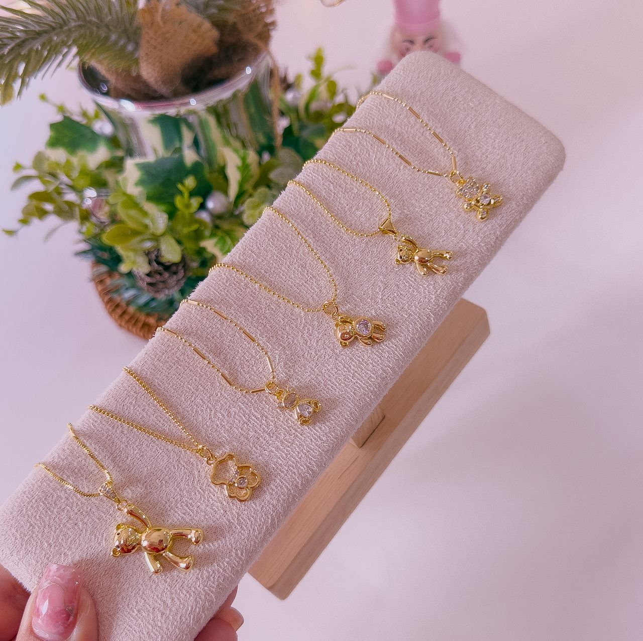 21037 - Collar armado osos dorado