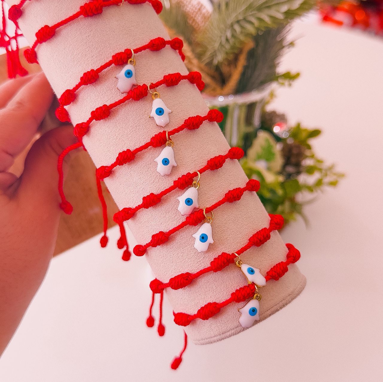 41137-2 Pulsera roja con dije