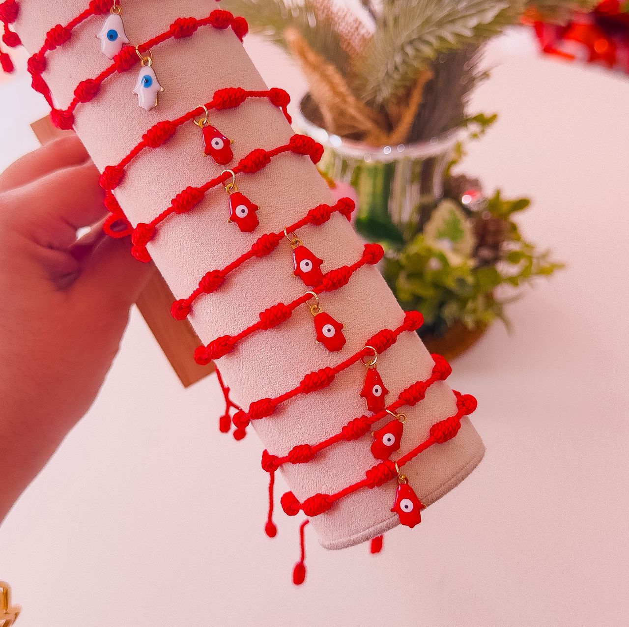 41137-1 Pulsera roja con dije