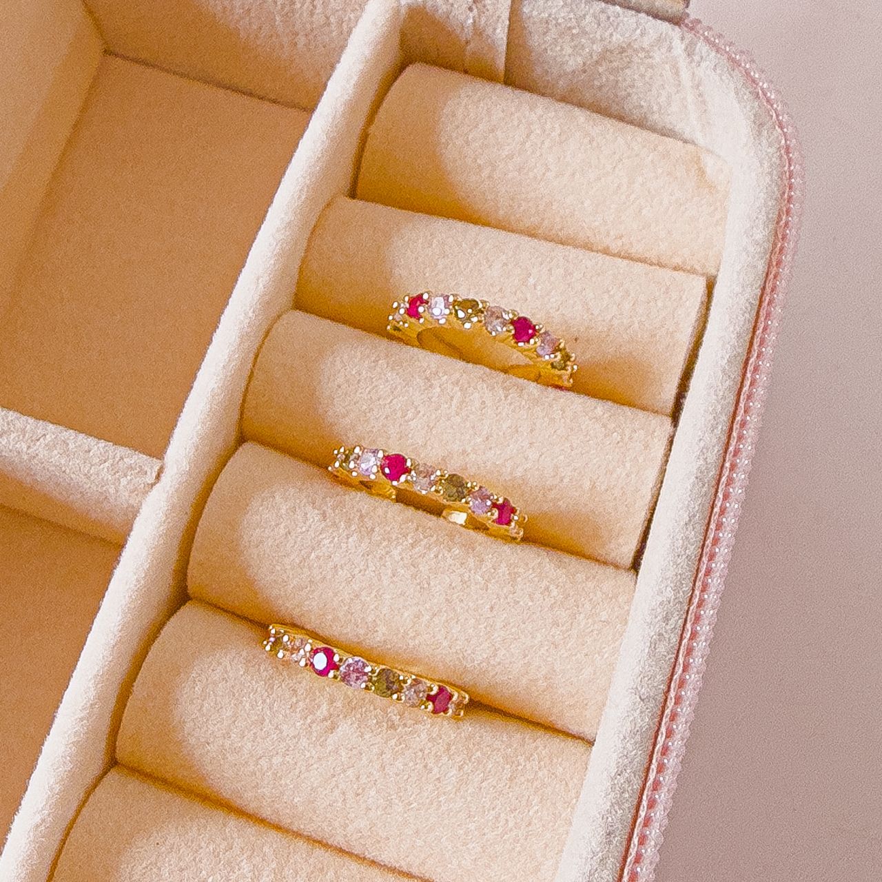 81007 - Earcuff cristal fucsia y rosa