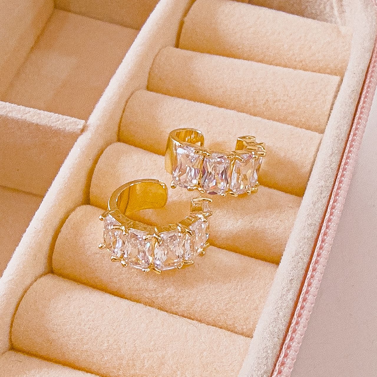 81017 - Earcuff con cristales