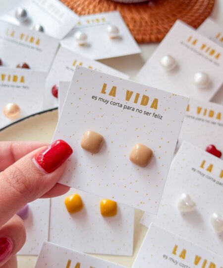 80177-3 Zarcillos Acrilico cuadrado marrón